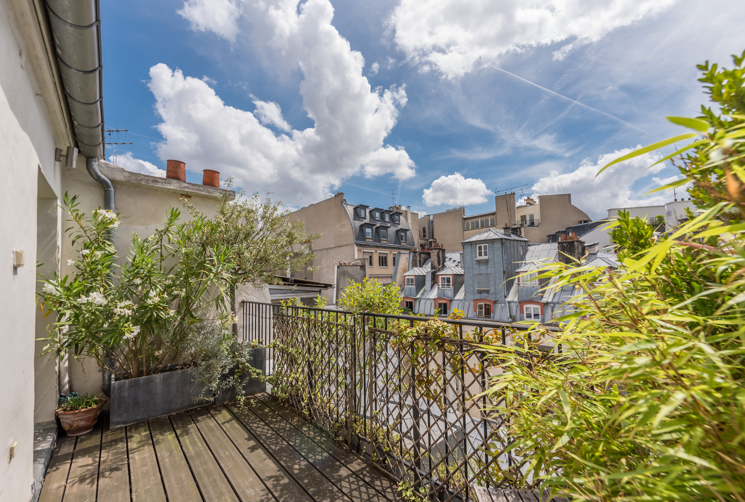 dernier-etage-paris-rue-saint-joseph-terrasse